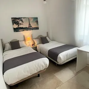 Privada. Ubicacion Inmejorable. Habitación en casa particular Córdoba